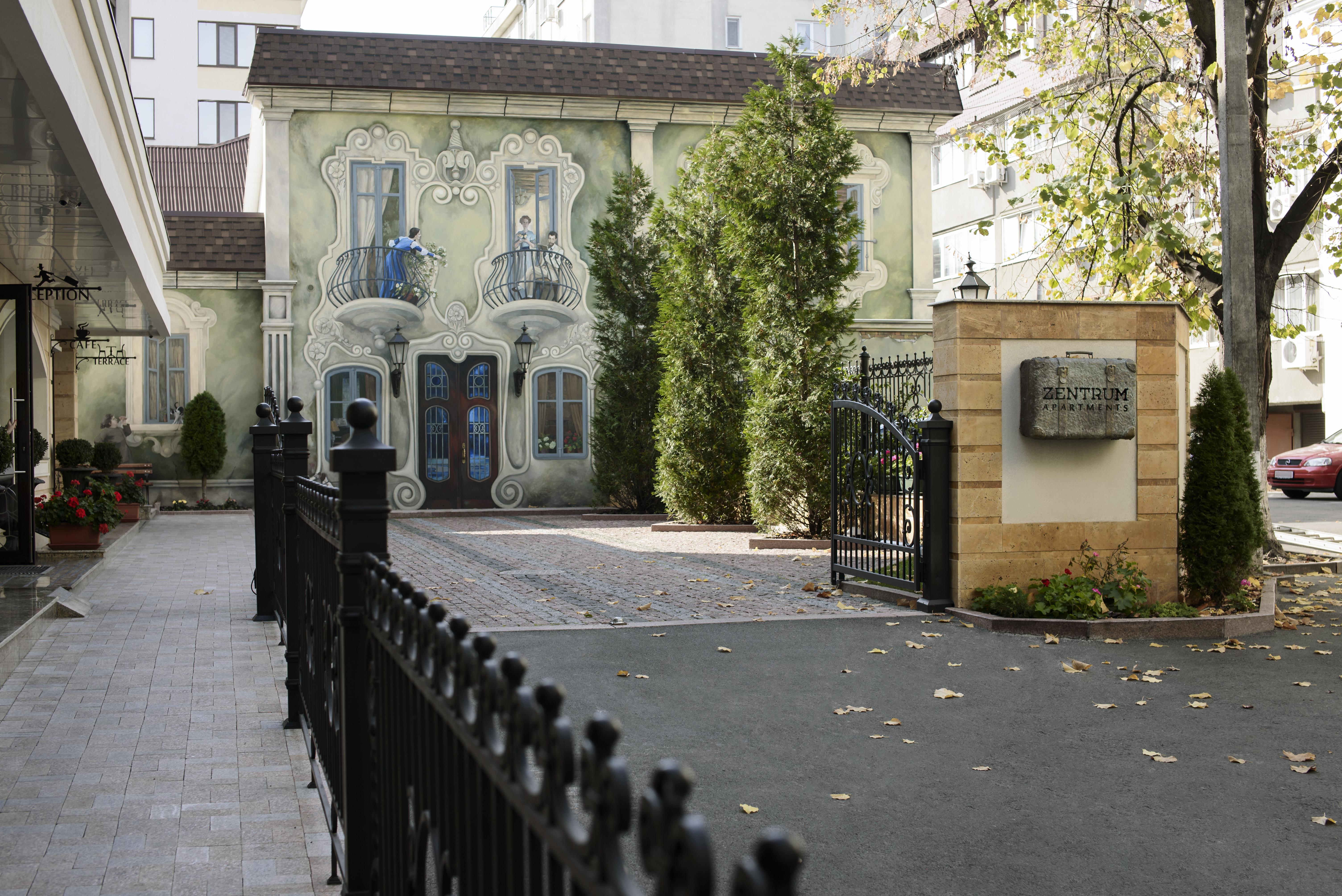 Zentrum Hotel Chisinau Luaran gambar