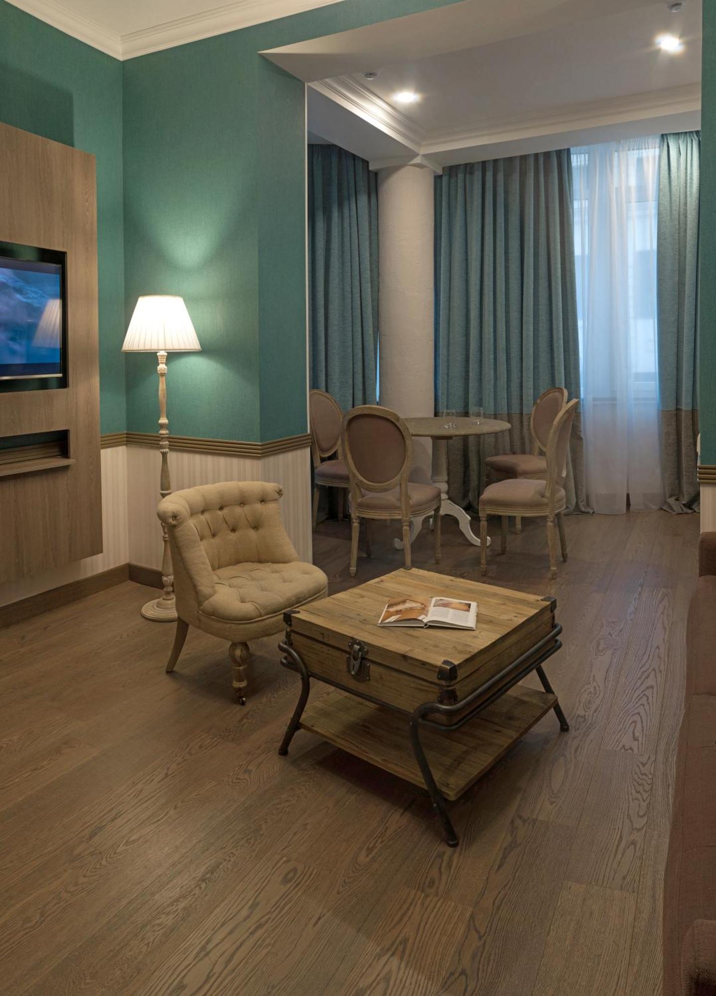 Zentrum Hotel Chisinau Luaran gambar