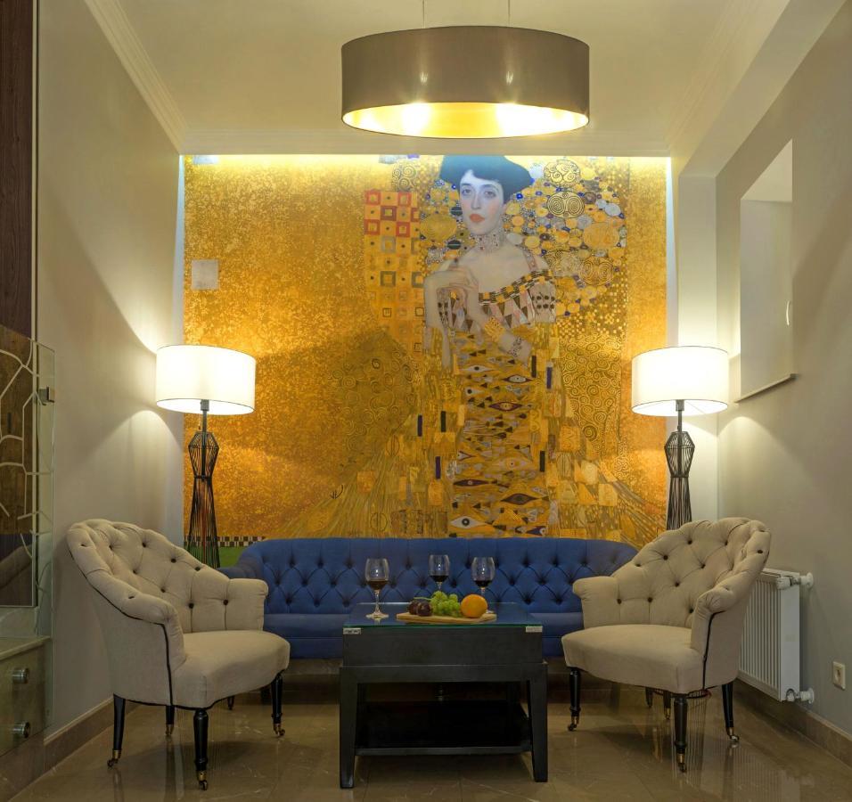 Zentrum Hotel Chisinau Luaran gambar